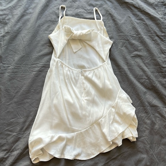 #7 BLUE RAIN White Ruffled Mini Dress Size S - Picture 4 of 8
